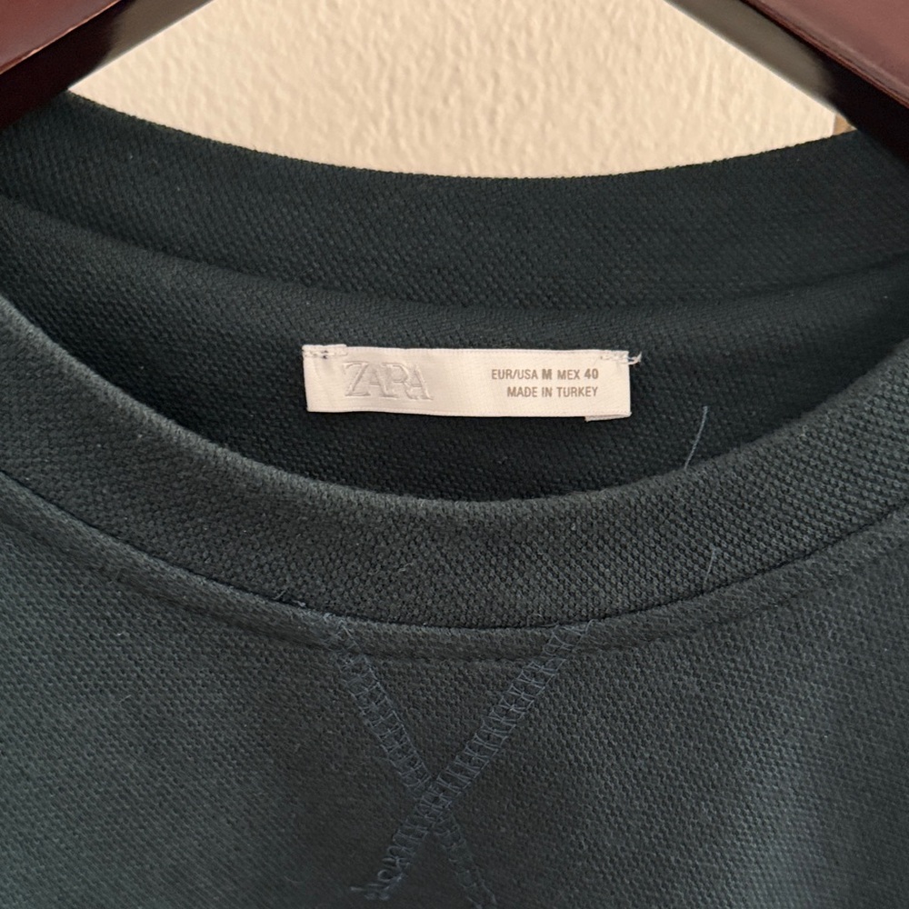 🌿 NWOT 🌿 SLEEVELESS SWEATSHIRT 🌿 ZARA 🌿 GREEN 🌿 MED 🌿 - Picture 3 of 14